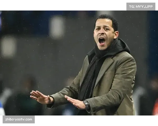 罗塞尼尔力挺福法纳 切尔西主帅强调裁判应负责任